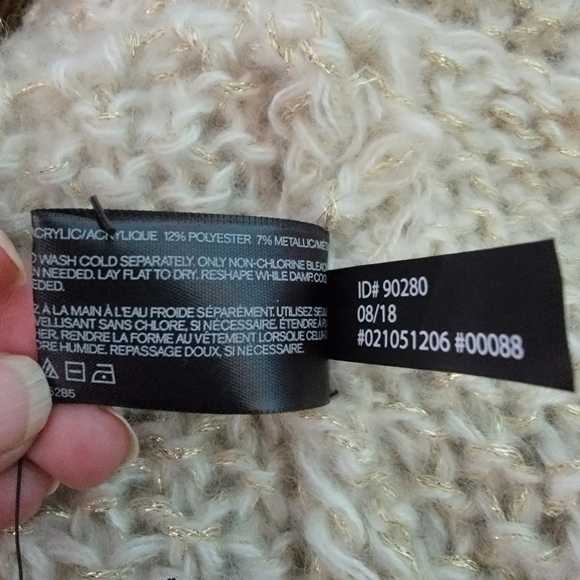 NEW Express Ivory Chunky Cable Knit Scarf OS Minimalist Winter Gorpcore Cozy - Picture 4 of 5